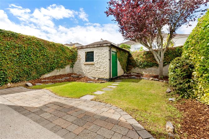 10 Kingston Heights, Ballinteer, Dublin 16