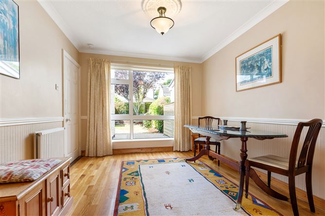 10 Kingston Heights, Ballinteer, Dublin 16