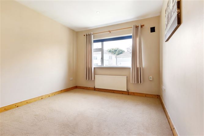 10 Kingston Heights, Ballinteer, Dublin 16