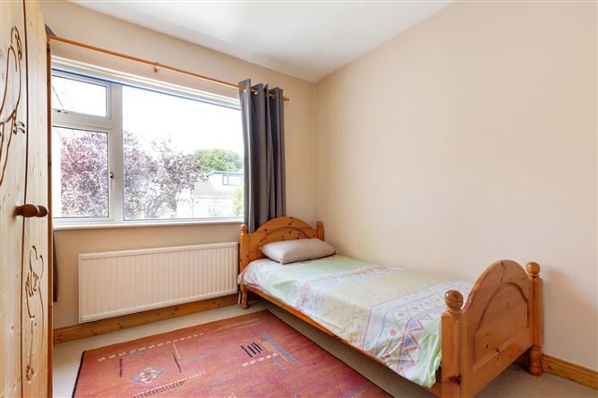 10 Kingston Heights, Ballinteer, Dublin 16