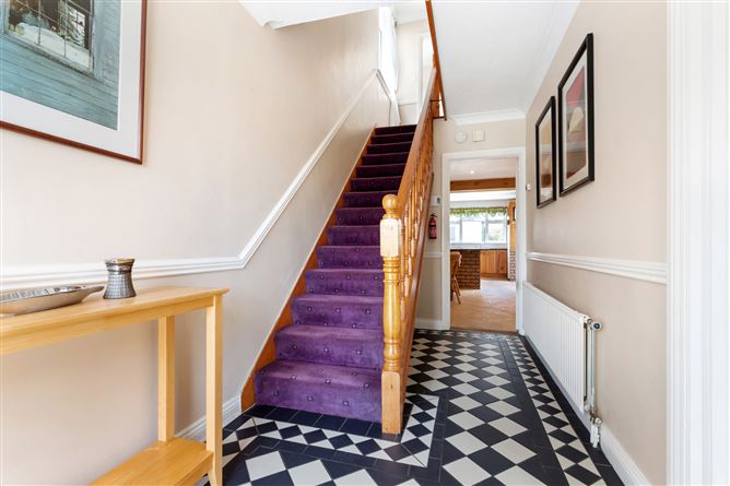 10 Kingston Heights, Ballinteer, Dublin 16