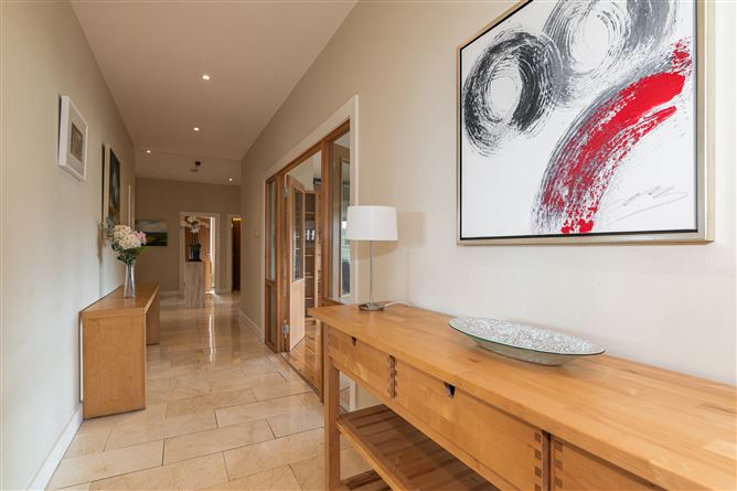 21 East Courtyard, Cabinteely, Dublin 18