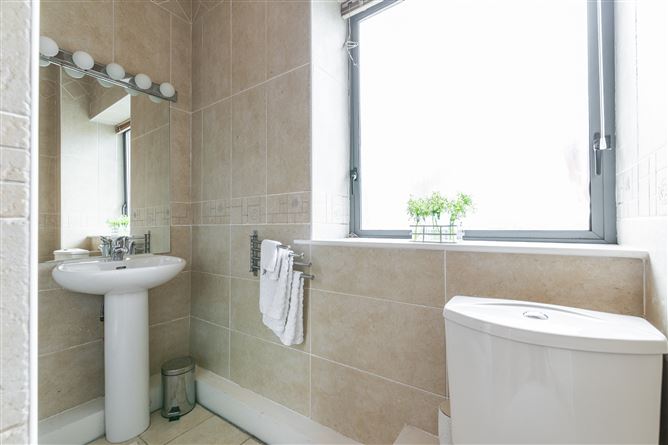 21 East Courtyard, Cabinteely, Dublin 18