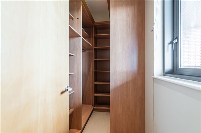 21 East Courtyard, Cabinteely, Dublin 18