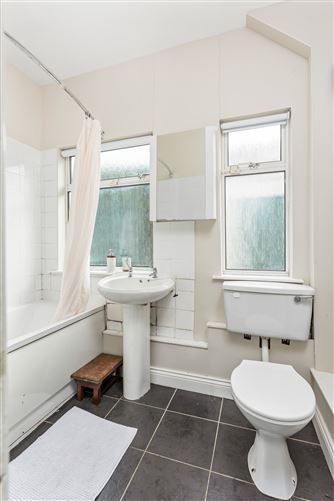 4 Balally Drive, Dundrum, Dublin 16