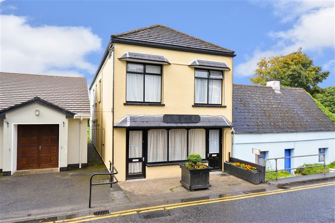 Fough West, Clifden Road, Oughterard, Galway