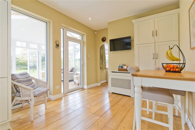 5 Avondale Crescent, Killiney, Co. Dublin