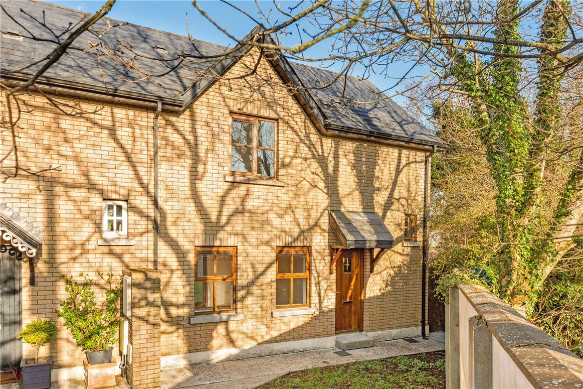 35 The Green, Cnoc Na Greine, Kilcullen, Co. Kildare