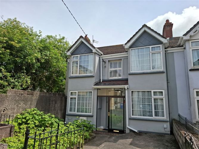 1 Clashduv Villas, Glasheen Road, Glasheen, Cork