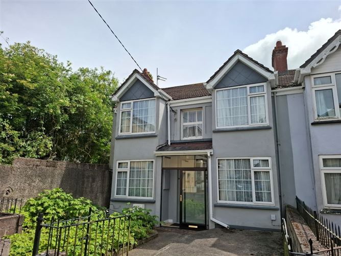 1 Clashduv Villas, Glasheen Road, Glasheen, Cork