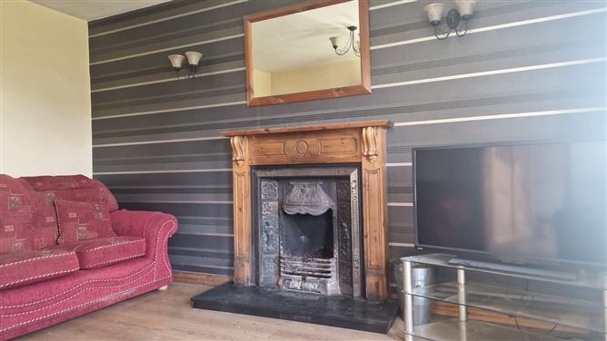 24 Sessiagh Park, Castlefinn, Co. Donegal