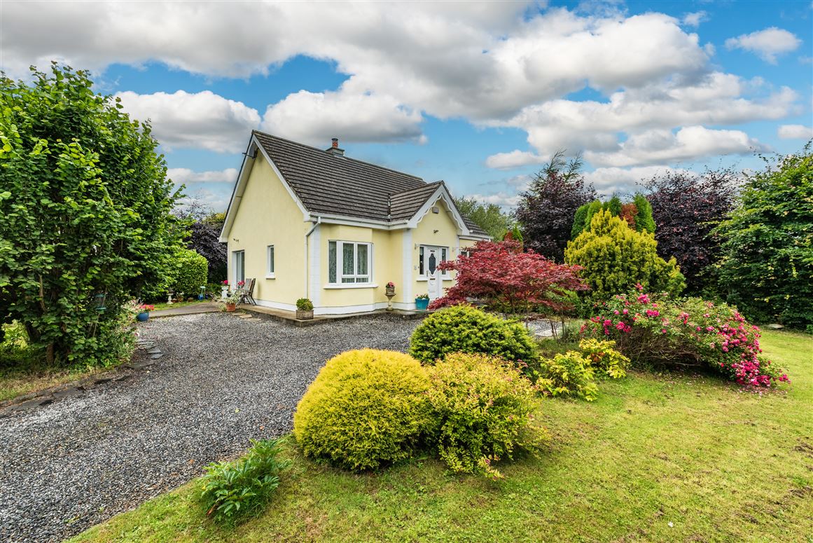 1 Lowtown View, Robertstown, Naas, Co. Kildare