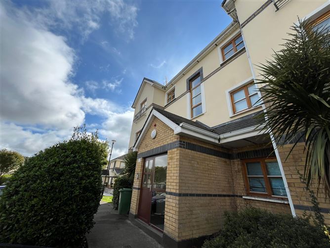 Marlfield Lawn, Kiltipper, Dublin 24