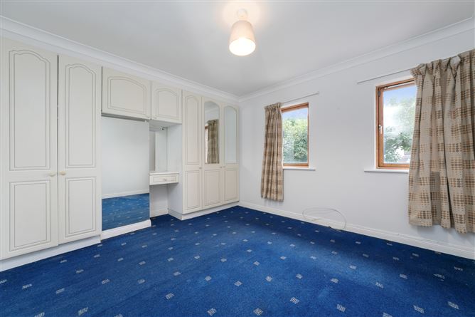 19 DUNDELA HAVEN, Sandycove, County Dublin