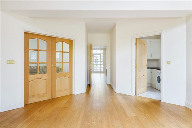 21 Chalet Gardens, Lucan, Dublin