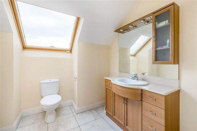 21 Chalet Gardens, Lucan, Dublin