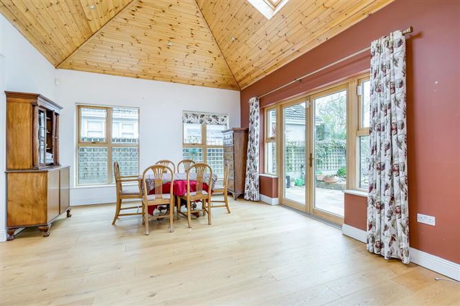 21 Chalet Gardens, Lucan, Dublin