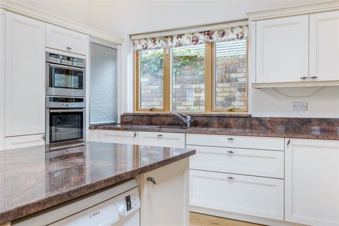 21 Chalet Gardens, Lucan, Dublin