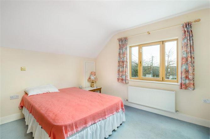 21 Chalet Gardens, Lucan, Dublin