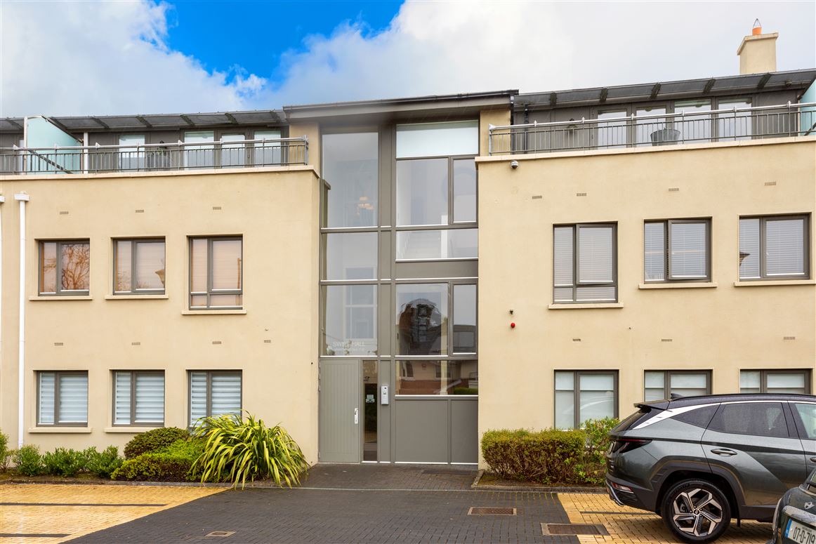 12 Swift Hall, Carrickmines Wood, Carrickmines, Dublin 18