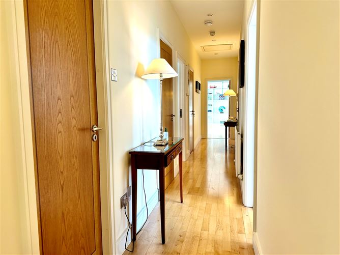 12 Swift Hall, Carrickmines Wood, Carrickmines, Dublin 18