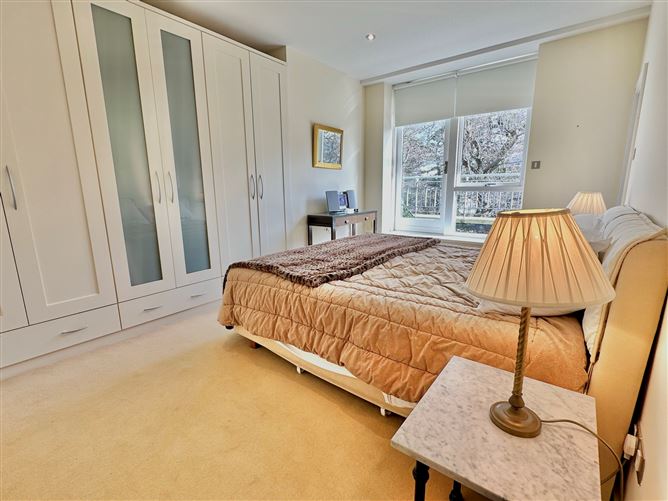 12 Swift Hall, Carrickmines Wood, Carrickmines, Dublin 18