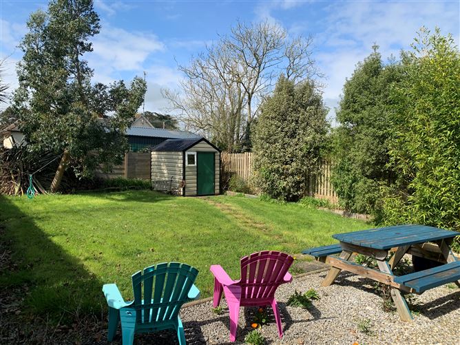 37 Glen Richards Cove, Poulshone, Gorey, Wexford