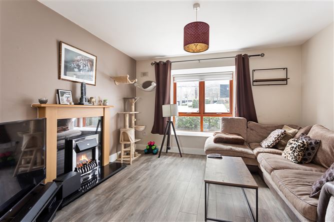 2 Hunters Green, Ballycullen, Dublin 24