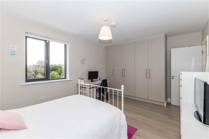 2 Carrick Court Close, Portmarnock, County Dublin