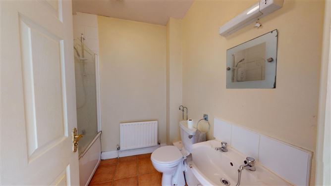 15 Cluain Riocaird, Headford Road, Galway