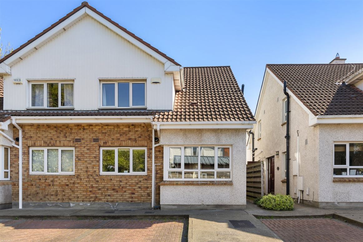 7 Engleberg Court, Lower Mounttown Road, Dun Laoghaire, Co. Dublin