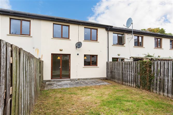 5 Castlegate Close, Lucan,   Dublin