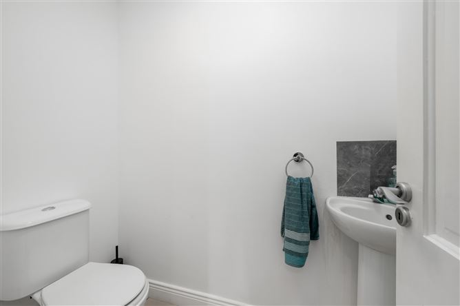 6 Oldchurch Park, Deansrath, Dublin 22, Ireland