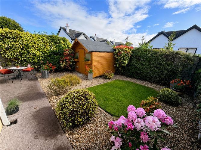 Photo 20 of 20 — 91 Clonlea, Mount Oval Village, Rochestown, Cork
