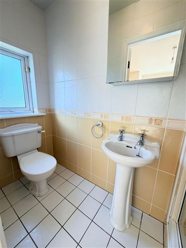 Photo 14 of 20 — 91 Clonlea, Mount Oval Village, Rochestown, Cork
