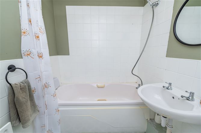 Photo 37 of 51 — 9 Millbrook Court, Naas, Kildare