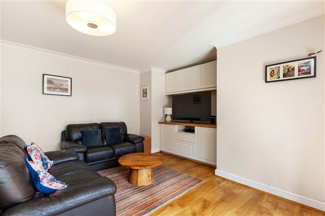 Apt 43 Glaslyn, Howth Road, Clontarf, Dublin 3