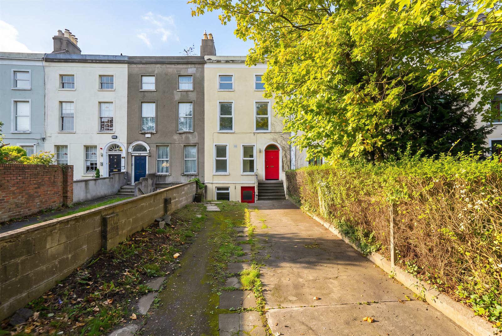 Photo 1 of 39 — 25 Marino Crescent, Marino, Dublin 3, D03F297