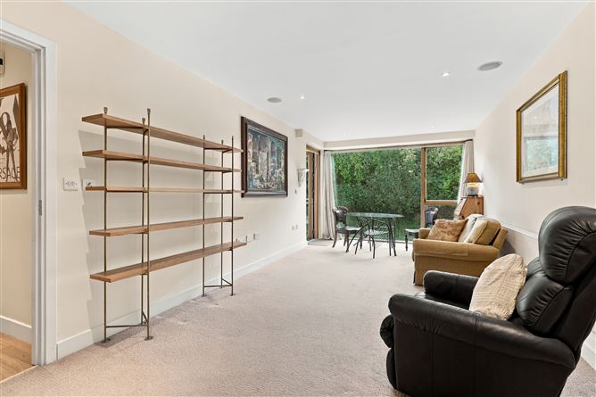 15 Saint Lawrence Building, Harbour Road, Howth, Dublin 13