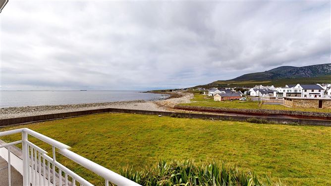 2 Barr na Trá, Dooagh, Achill, Co. Mayo
