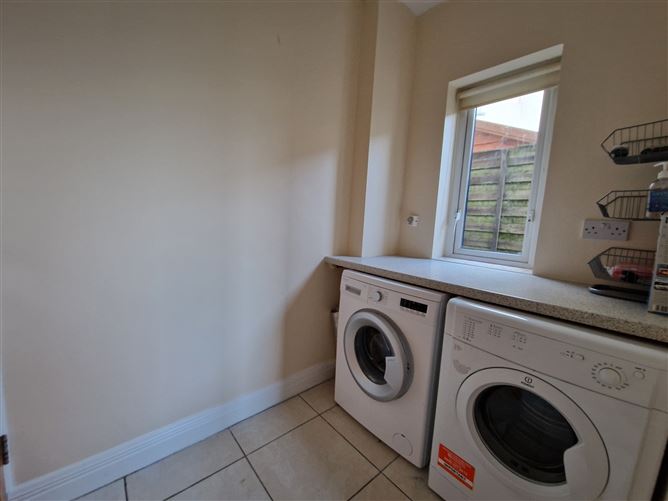 8 Kilbeagh Village, Charlestown, Co. Mayo