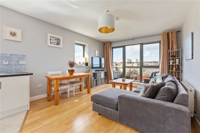 74 Belarmine Plaza, Stepaside, Dublin 18