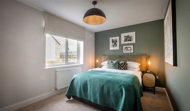 https://photos-a.propertyimages.ie/media/0/9/4/4824490/e03ff0fb-56b0-49c7-b99f-2f08688864a5_l.jpg