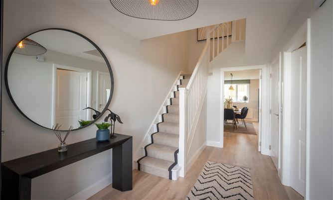 https://photos-a.propertyimages.ie/media/0/9/4/4824490/e03ff0fb-56b0-49c7-b99f-2f08688864a5_l.jpg