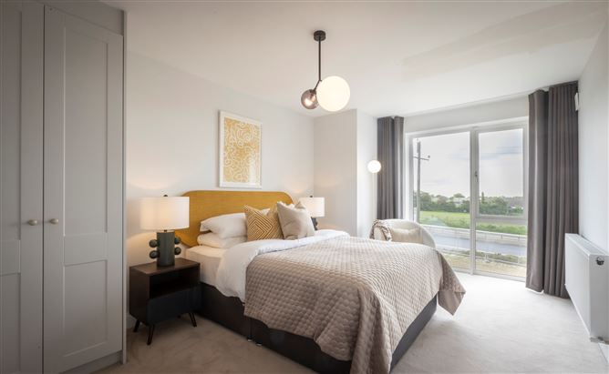 https://photos-a.propertyimages.ie/media/0/9/4/4824490/e03ff0fb-56b0-49c7-b99f-2f08688864a5_l.jpg