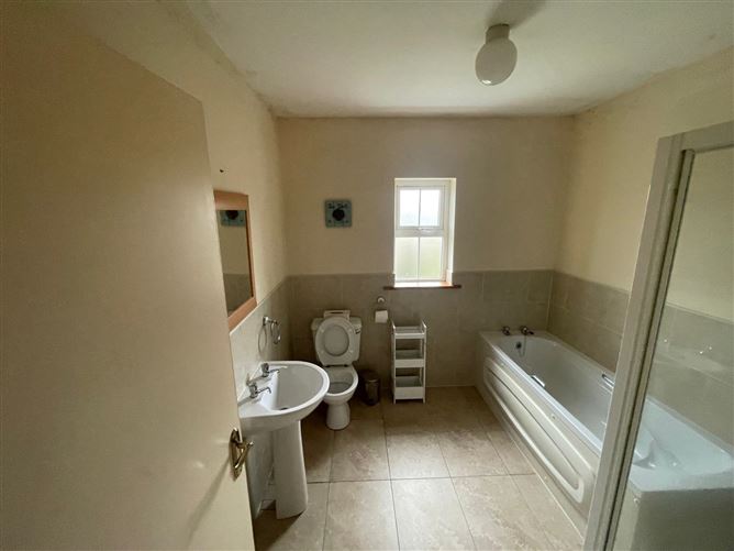 17 Cill Greine, Lismonaghan, Letterkenny, Co. Donegal