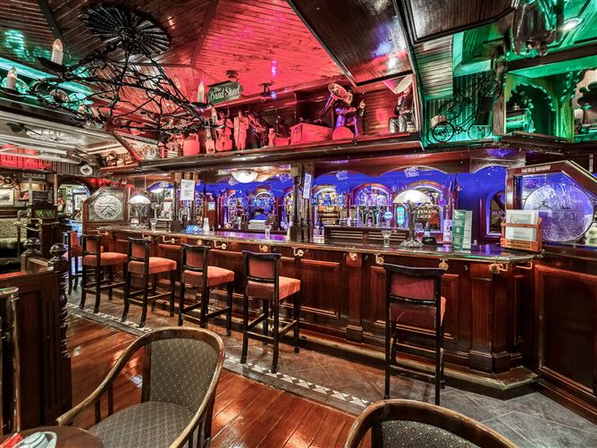 Sean Tierneys Bar & Restaurant, 13 Connell Street, Clonmel, Co. Tipperary
