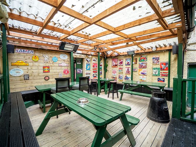 Sean Tierneys Bar & Restaurant, 13 Connell Street, Clonmel, Co. Tipperary