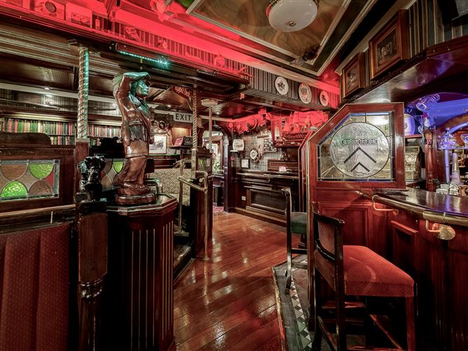 Sean Tierneys Bar & Restaurant, 13 Connell Street, Clonmel, Co. Tipperary