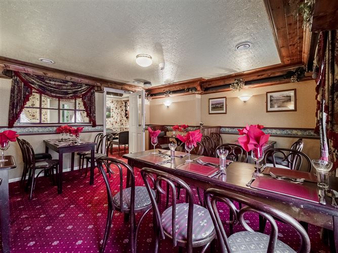 Sean Tierneys Bar & Restaurant, 13 Connell Street, Clonmel, Co. Tipperary